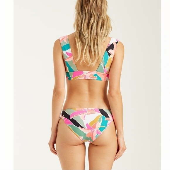 Billabong 3 pc Wild Sun Plunge Top/Lowrider Bottoms/Volley Board Shorts Set - Picture 3 of 12